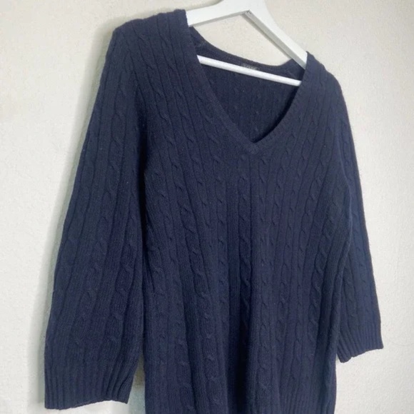 J. Crew Cable Knit Cashmere Blend V-Neck Sweater - Picture 5 of 5